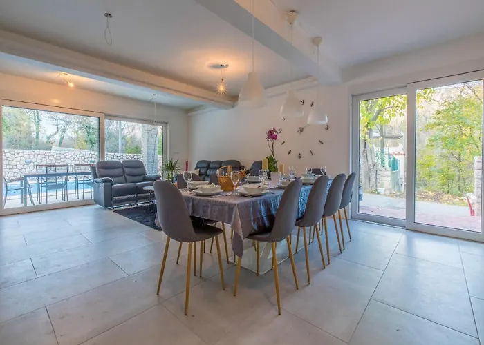 Adry 别墅 布里比尔